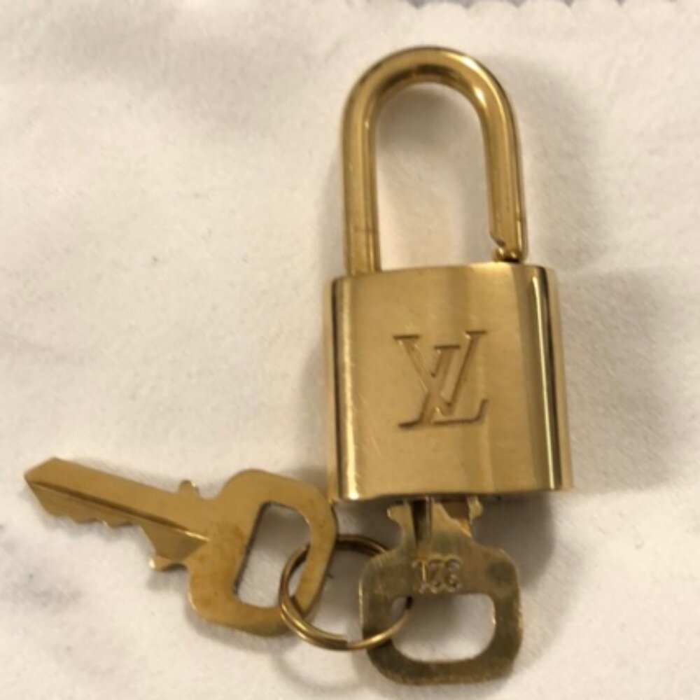 Louis Vuitton PadLock Lock & Key for Bags Brass Gold Used - 💯 Authentic